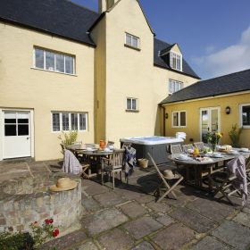 Hot tub, gardens and grounds