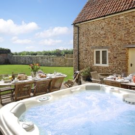  Pedington Manor - kate & tom's Large Holiday Homes