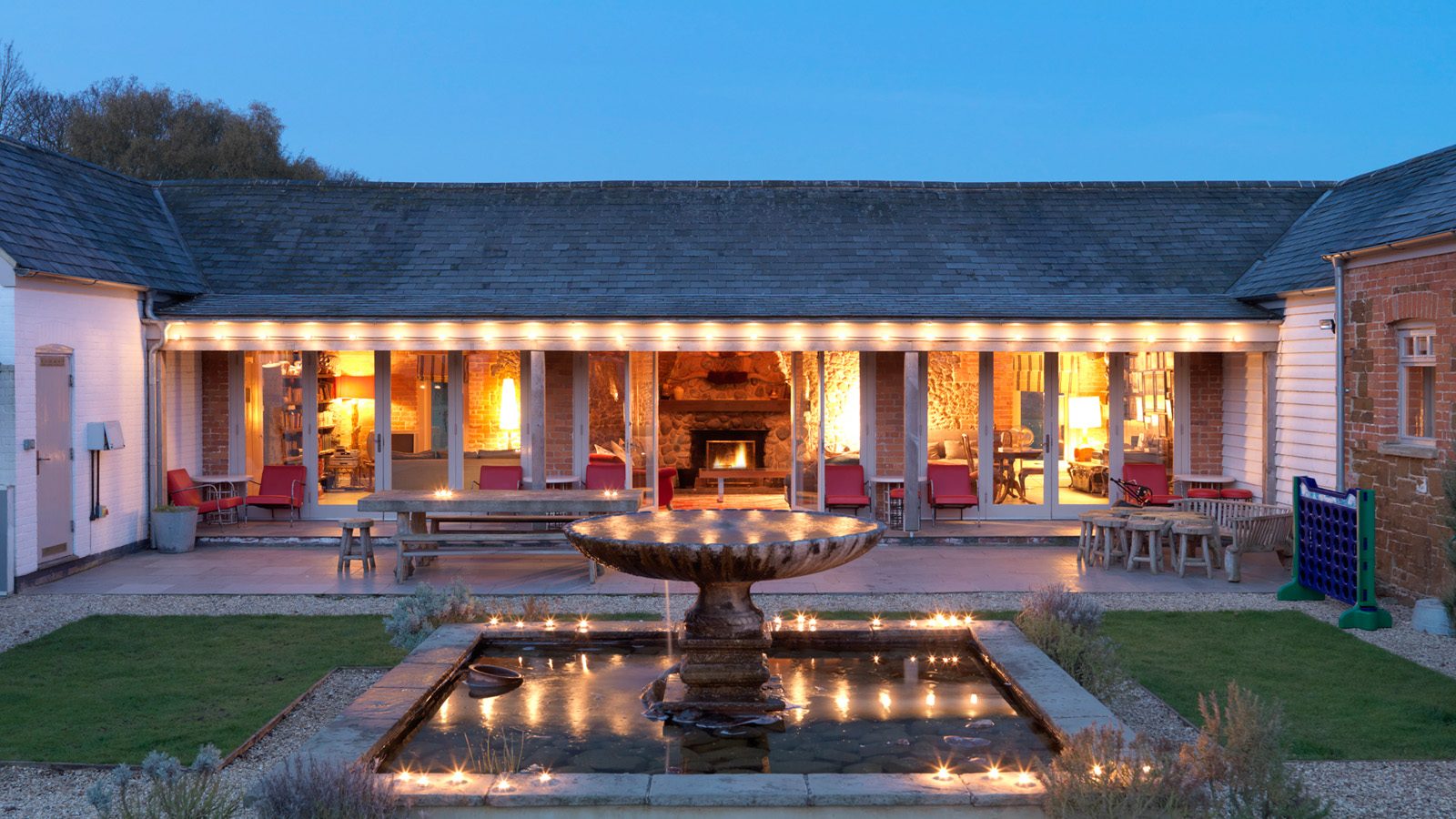  Cliff Barns - kate & tom's Large Holiday Homes
