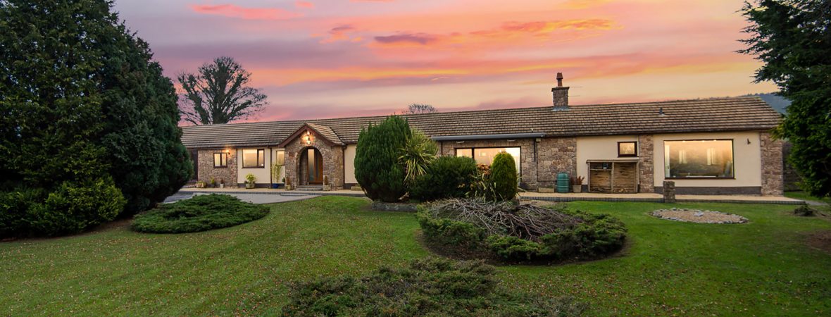 The Lodge - kate & tom's Large Holiday Homes