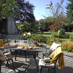  Lea Marston Farmhouse - kate & tom's Large Holiday Homes