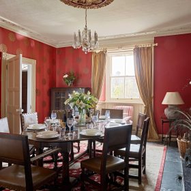  Coombe House - kate & tom's Large Holiday Homes