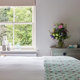  Holmegate House and Wing - kate & tom's Large Holiday Homes