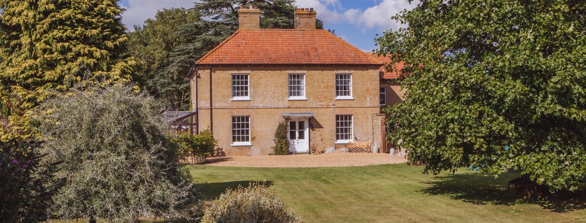 Burghwood Hall - kate & tom's Large Holiday Homes