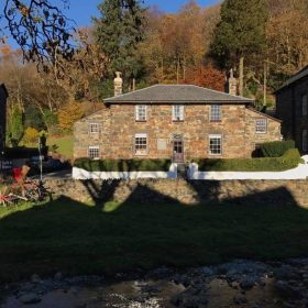  River Glaslyn House - kate & tom's Large Holiday Homes