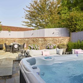 Severn Lodge - kate & tom's Large Holiday Homes