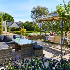 Severn Lodge - kate & tom's Large Holiday Homes