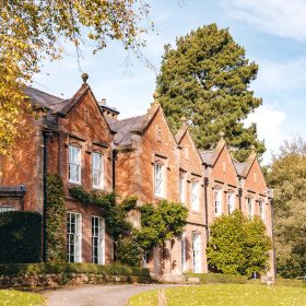 Masefield House - kate & tom's Large Holiday Homes