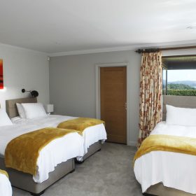  Kingsley Estate - kate & tom's Large Holiday Homes