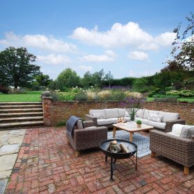 Summerfield Court - kate & tom's Large Holiday Homes