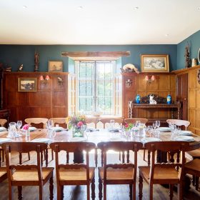  Black Mountain Farmhouse - kate & tom's Large Holiday Homes