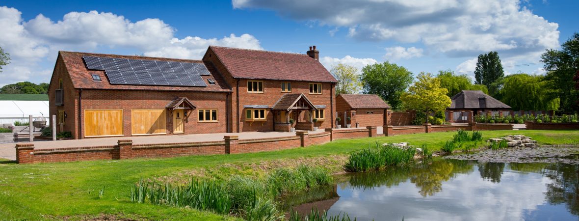 Kingfisher House - kate & tom's Large Holiday Homes