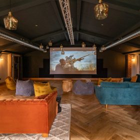  Kingfisher House - kate & tom's Large Holiday Homes
