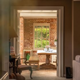  Cedar Hall - kate & tom's Large Holiday Homes