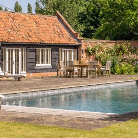  Cedar Hall - kate & tom's Large Holiday Homes